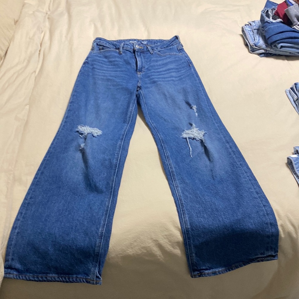 Old navy extra high rise sky-hi wide jeans.